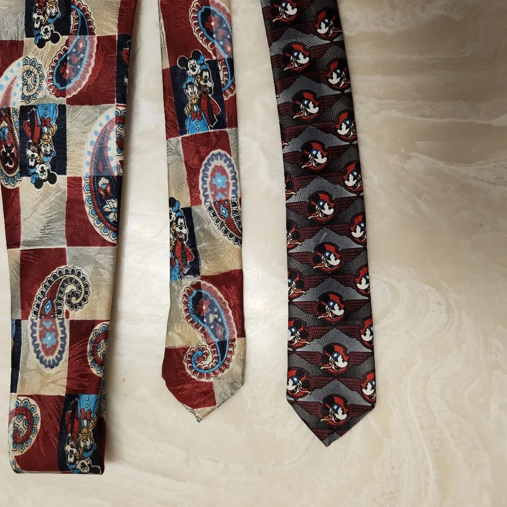 Mickey Unlimited Men's Novelty Necktie Tie Pilot Mickey Mouse & Friends